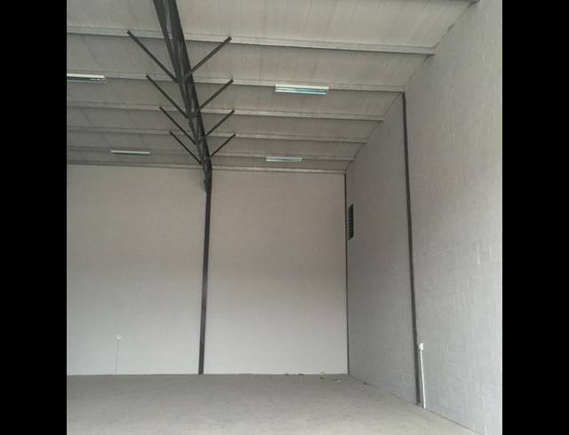 470M² FACTORY TO LET IN MAITLAND